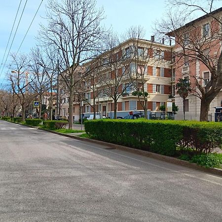 Italian Experience- Ancona City Apartment Exteriör bild