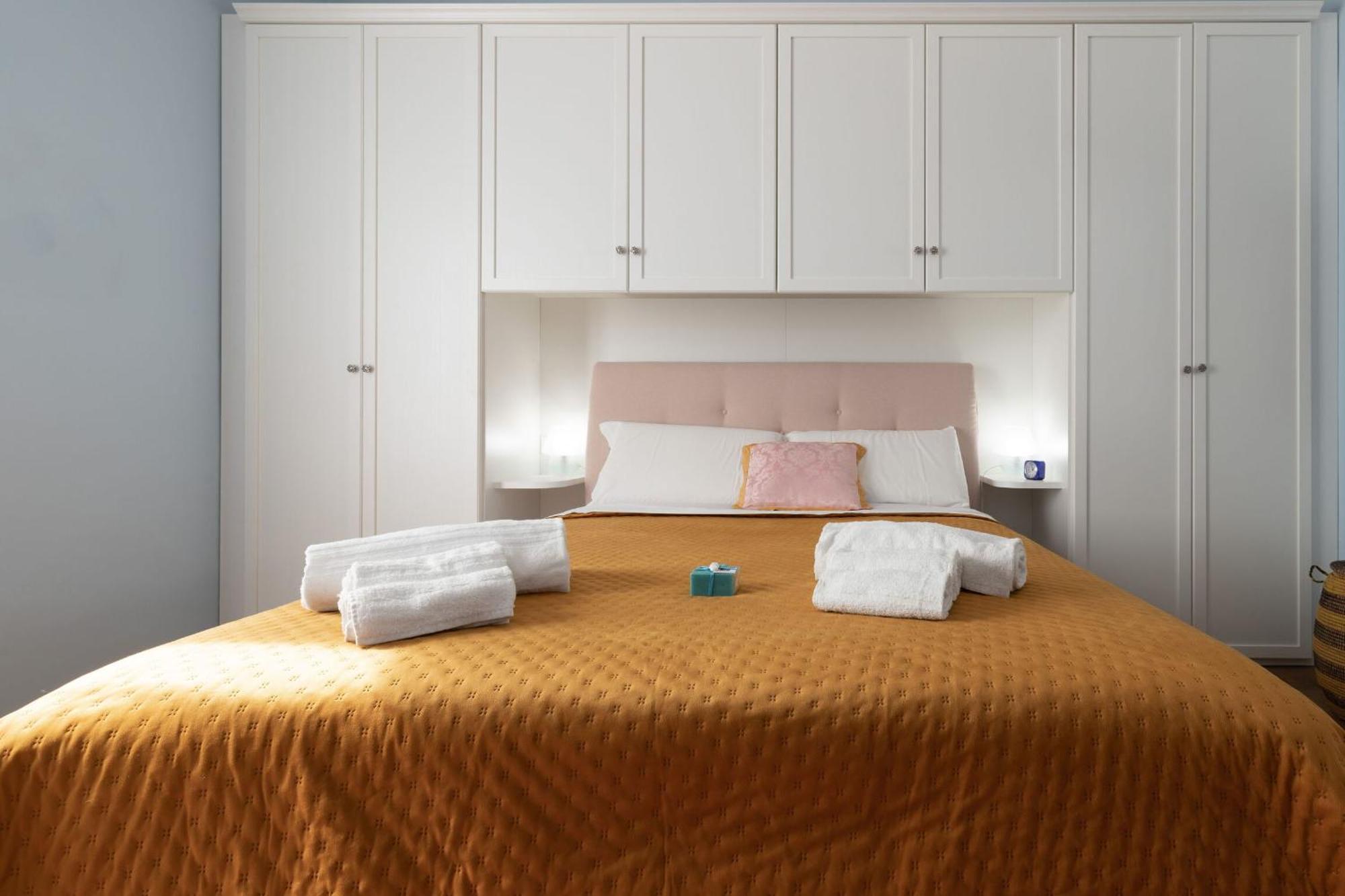 Italian Experience- Ancona City Apartment Exteriör bild